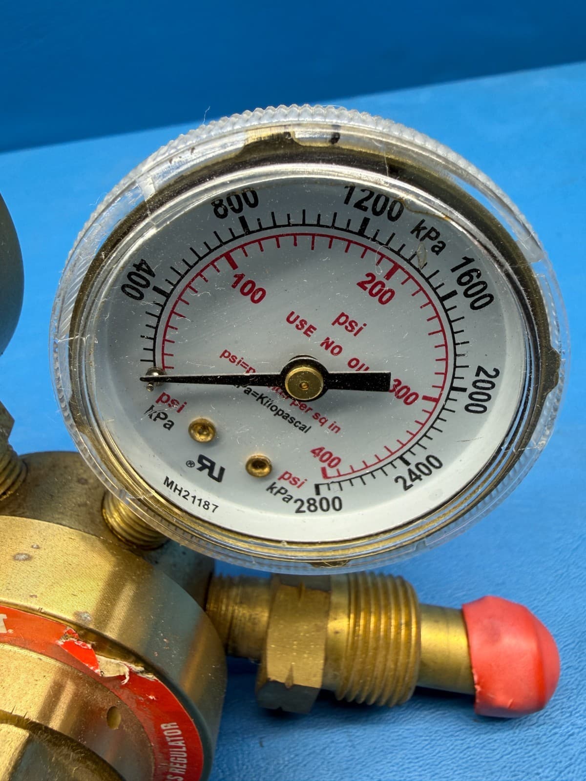 Hobart LXR-65AC Dual Gauge Acetylene Compressed Gas Regulator 4