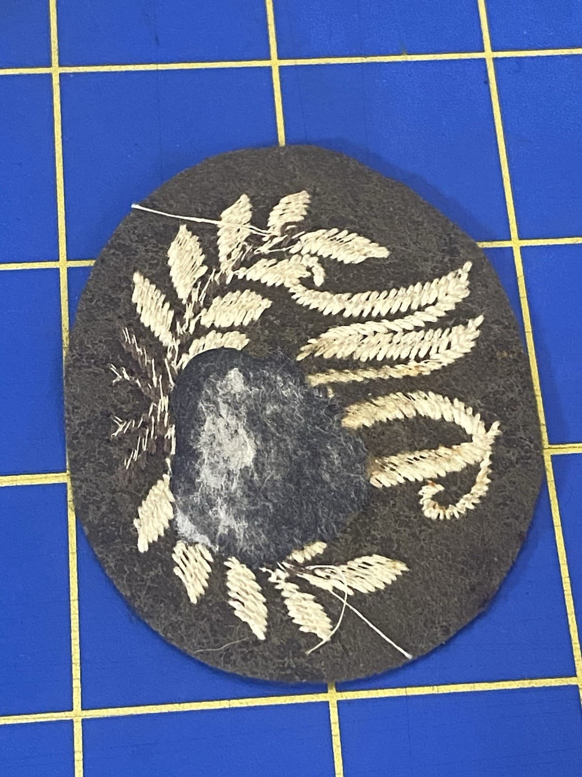 WWII British Army Driver Mechanic Insignia Patch Formation Badge  3