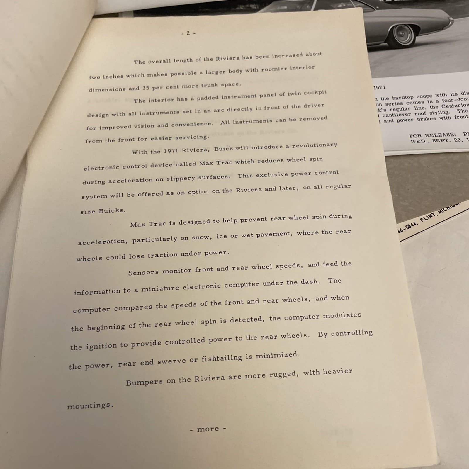 NOS 1971 Buick 2 Part Press Kit, Press Release For Riviera + Reg Line Up 7 Photo 6