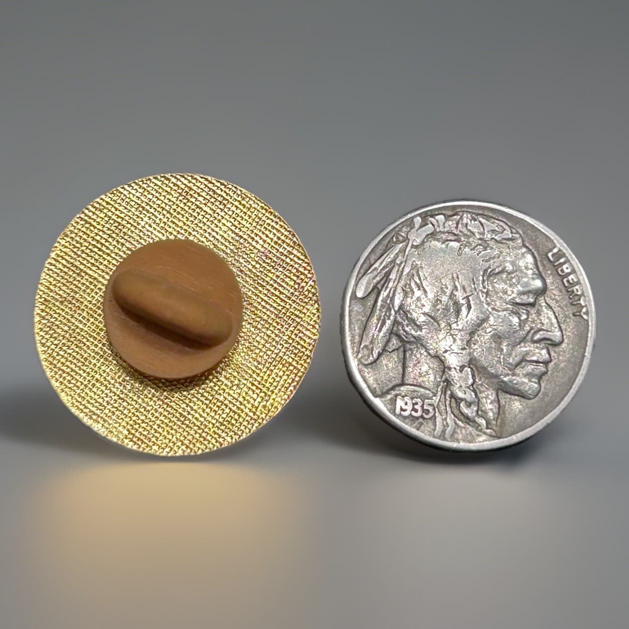 Vintage United States Air Force Pin (P84-8) New Old Stock 3