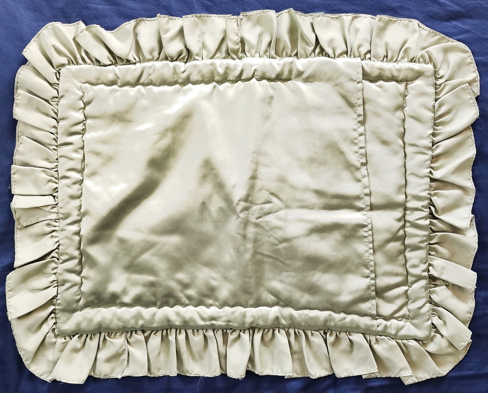 2 Vintage Green Satin Ruffled Pillow Shams with Crochet and Lace Details 3