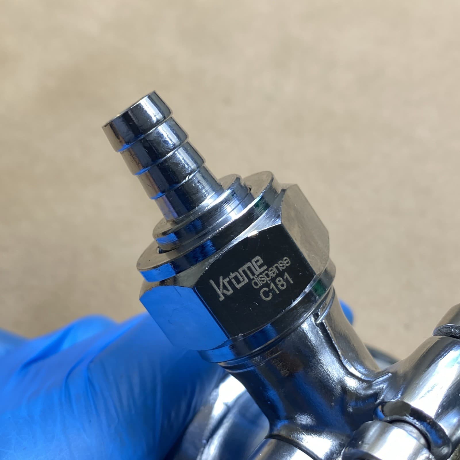 A SYSTEM KEG COUPLER - GERMAN SLIDER STYLE FITS HOEGAARDEN WARSTEINER PAULANER 6