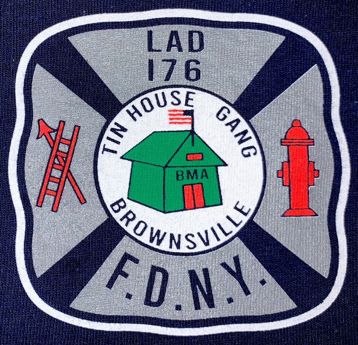 FDNY Fire Department New York  City NYC T-Shirt Sz M Ladder 176 Brooklyn 5