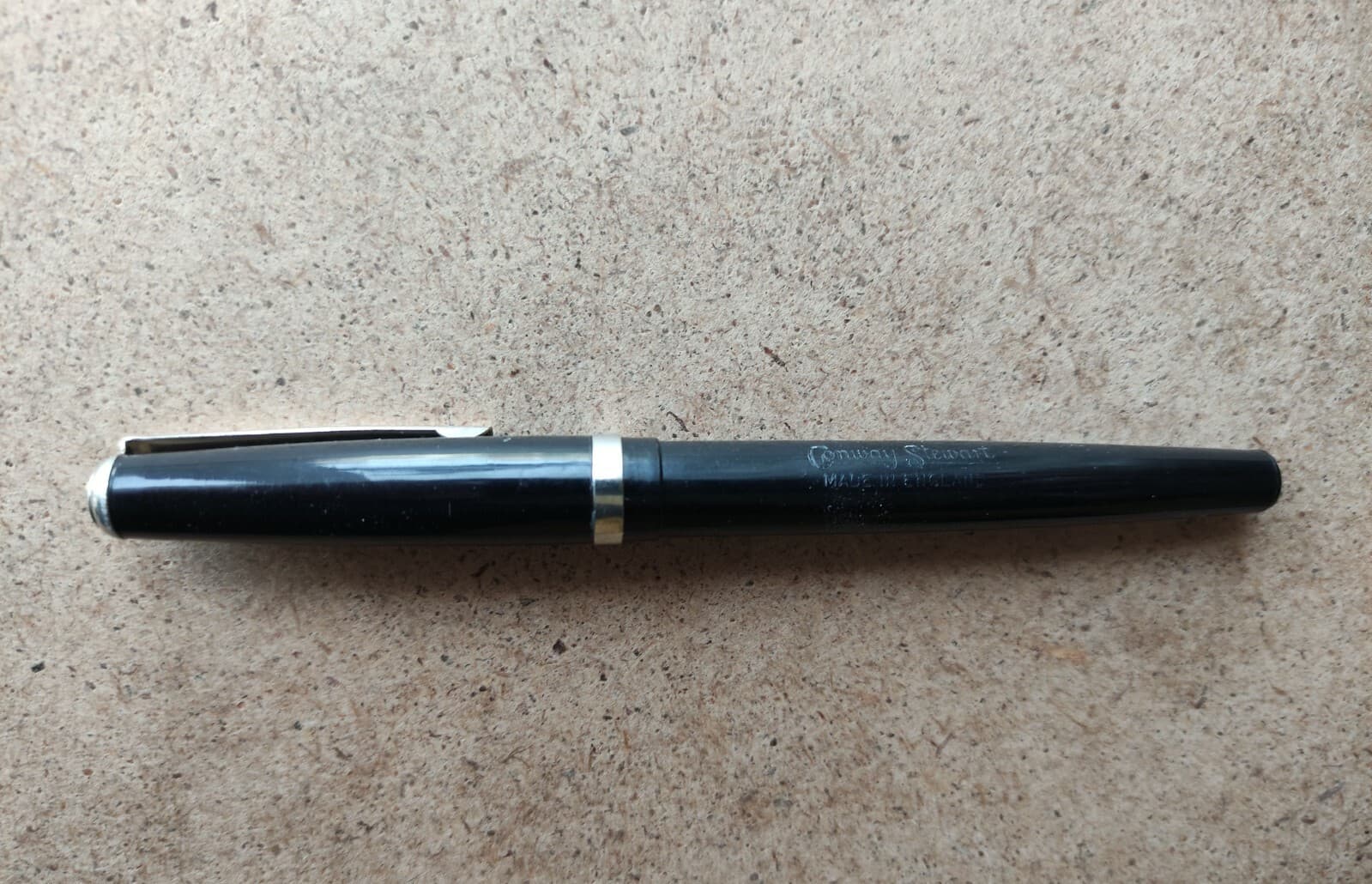 Conway Stewart. Vintage ink pen.