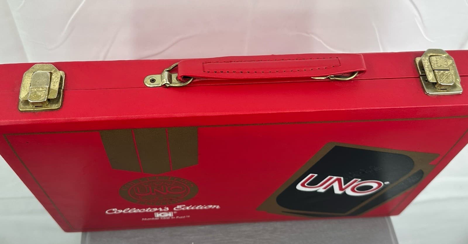 Tomy UNO 10th Anniversary Gold Card with Carrying Case Rare New Cards Sealed 2