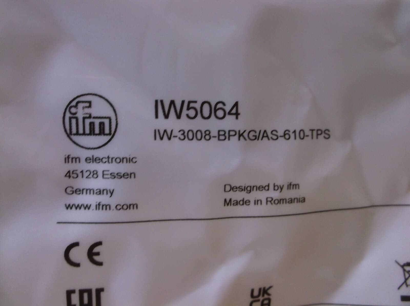 IW5064 IFM Efector NEW In Box Proximity Switch Sensor IW-3008-BPKG/AS-610-TPS 4