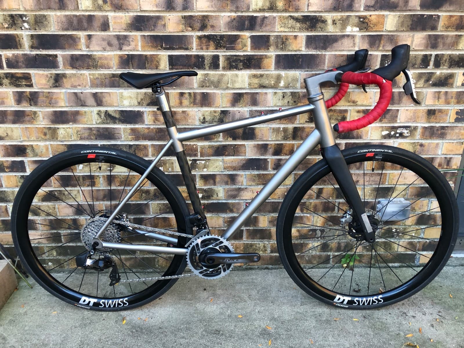 2023 NO22 AURORA TITANIUM / CARBON 52 CM BIKE! SRAM RED AXS! DT SWISS 1100 DICUT