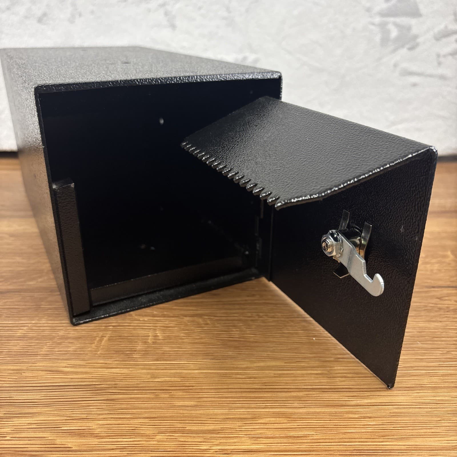 Under Counter Safe Mailbox Lockbox Lock & Key Heavy Gauge Steel Mountable 2