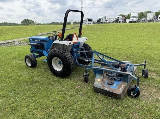 1998 New Holland 1720 2wd Tractor with Finish Mower 5