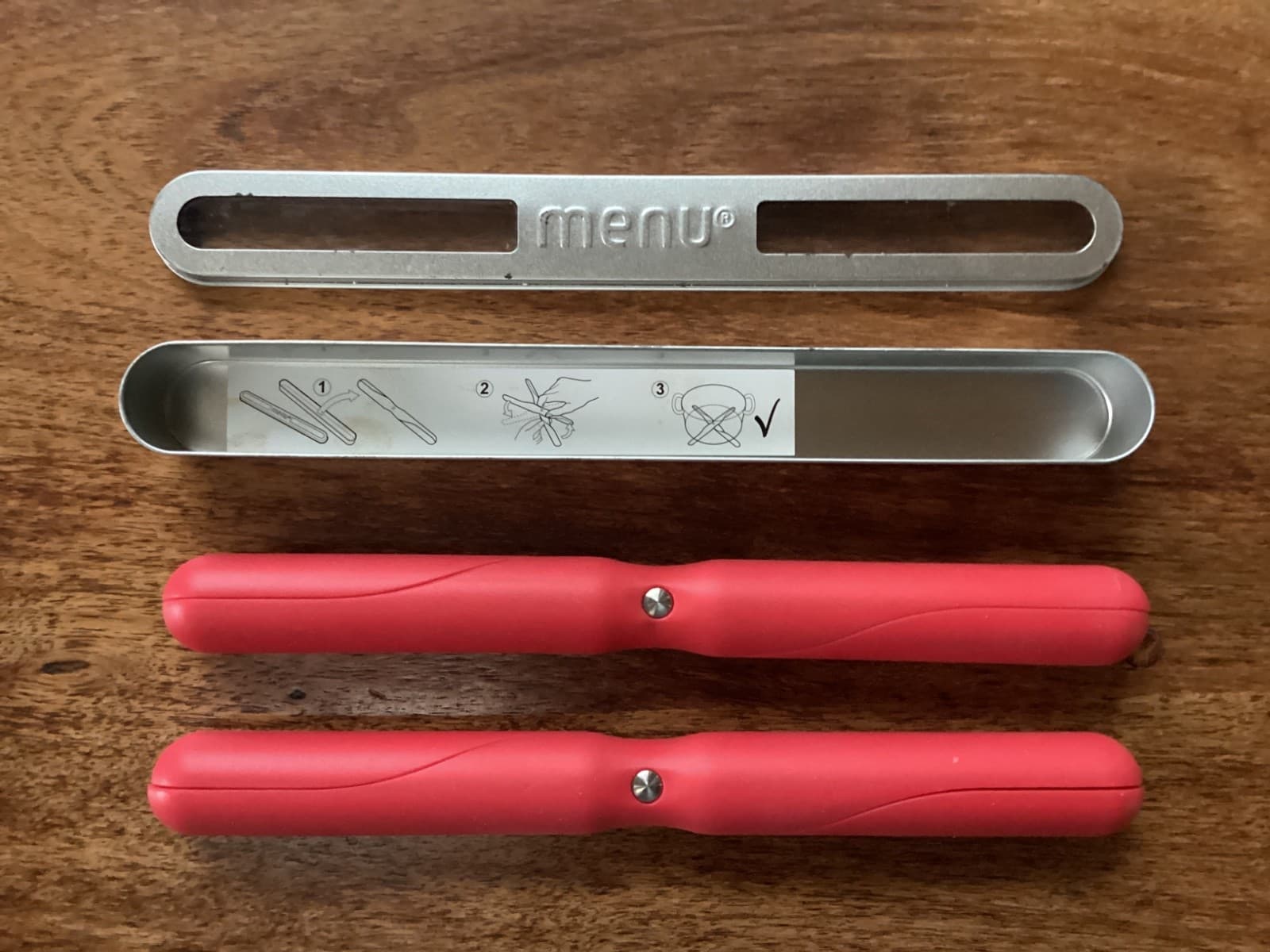 Set of 2 Red Menu Silicone Propeller Trivets by Jakob Wagner Danish Design 2