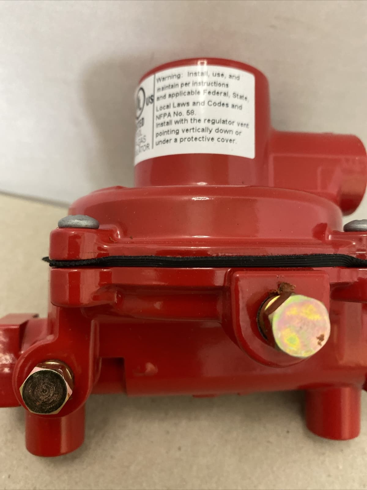 FISHER LP-GAS REGULATOR R122H-AAJ SPG RANGE 10PSI 5