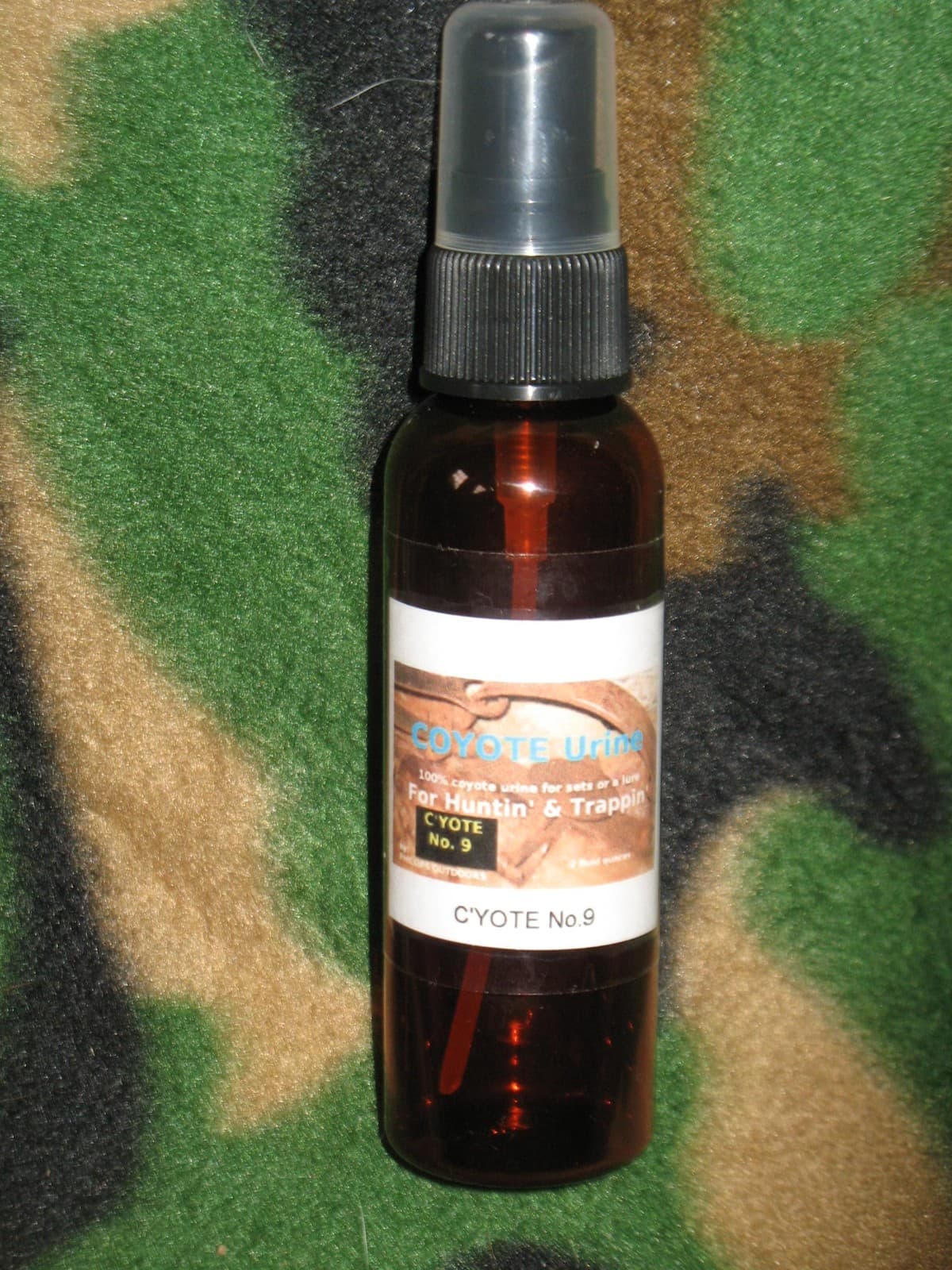 Coyote Urine For Hunting and Trapping Lure 2