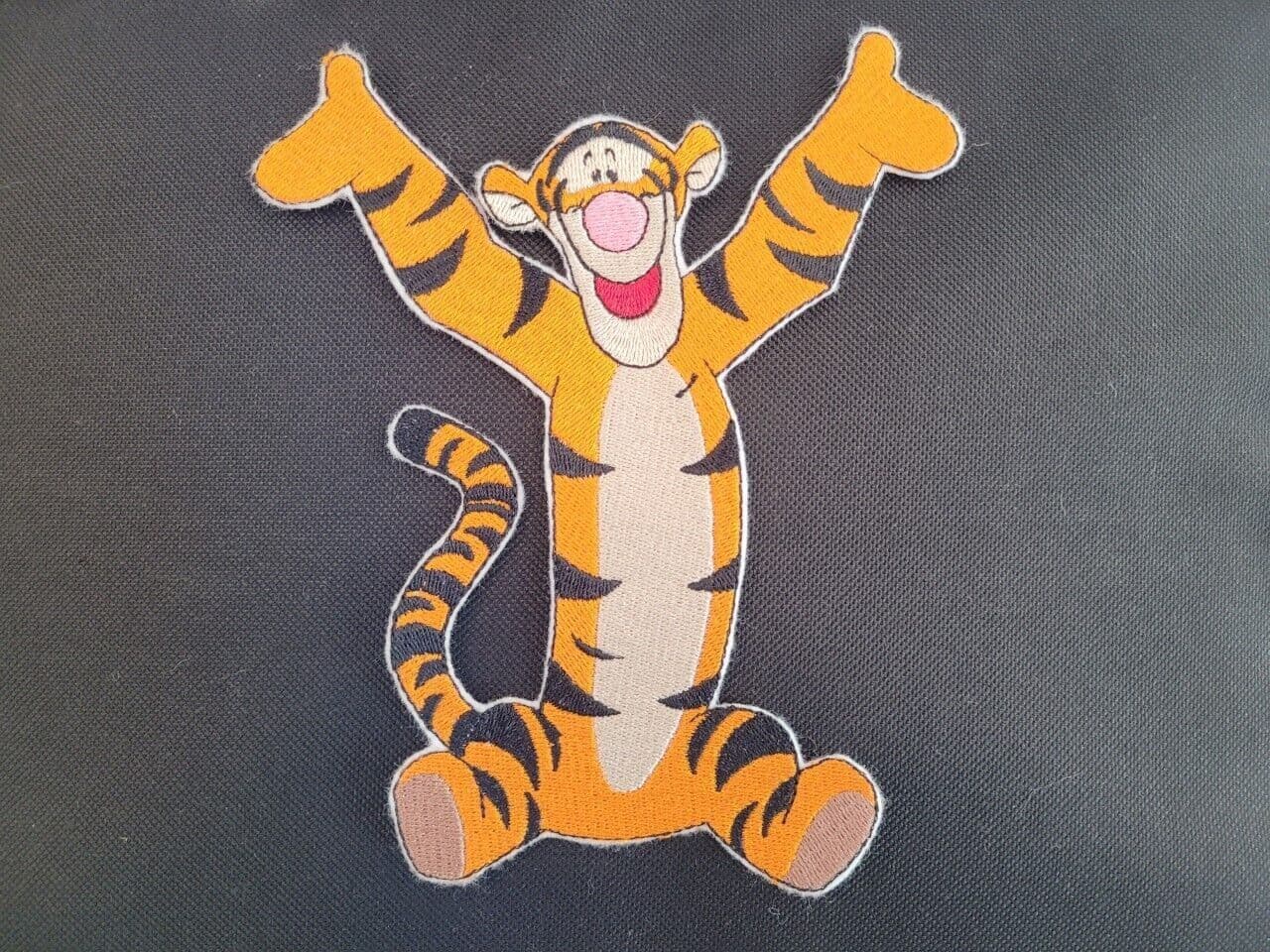 New Embroidery Pooh's Friend Tigger Pin Trading Bag for Disney pin Collections 2