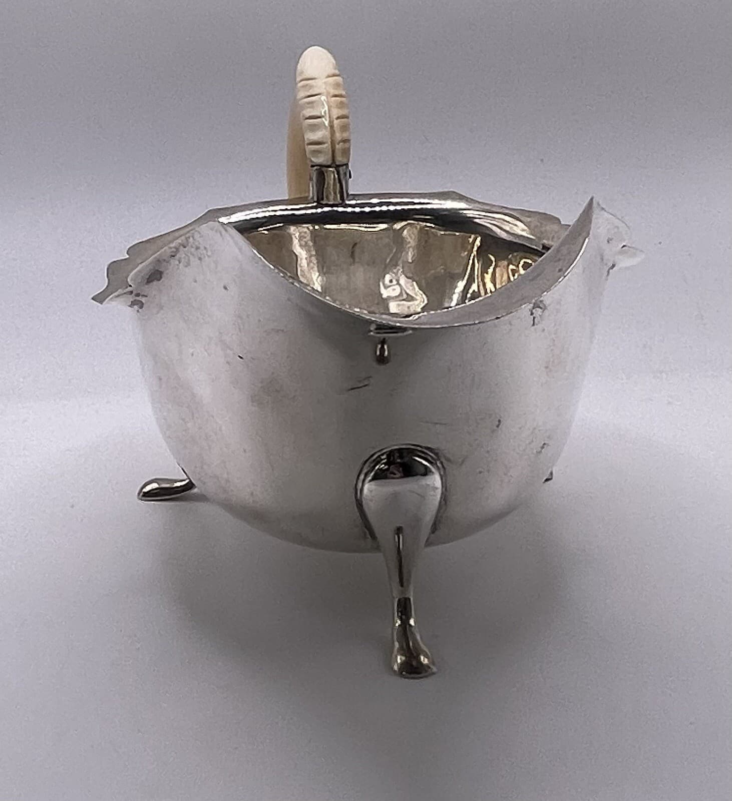 Sheffield England Viners Ltd Sterling Silver Gravy Boat c.1935 3