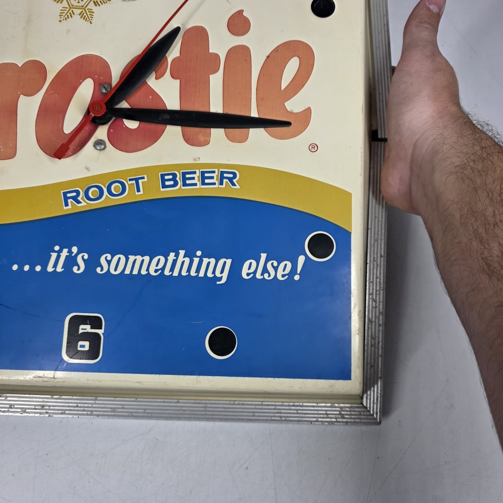 Vintage Frostie Root Beer Electric Clock Sign - Tested! 4