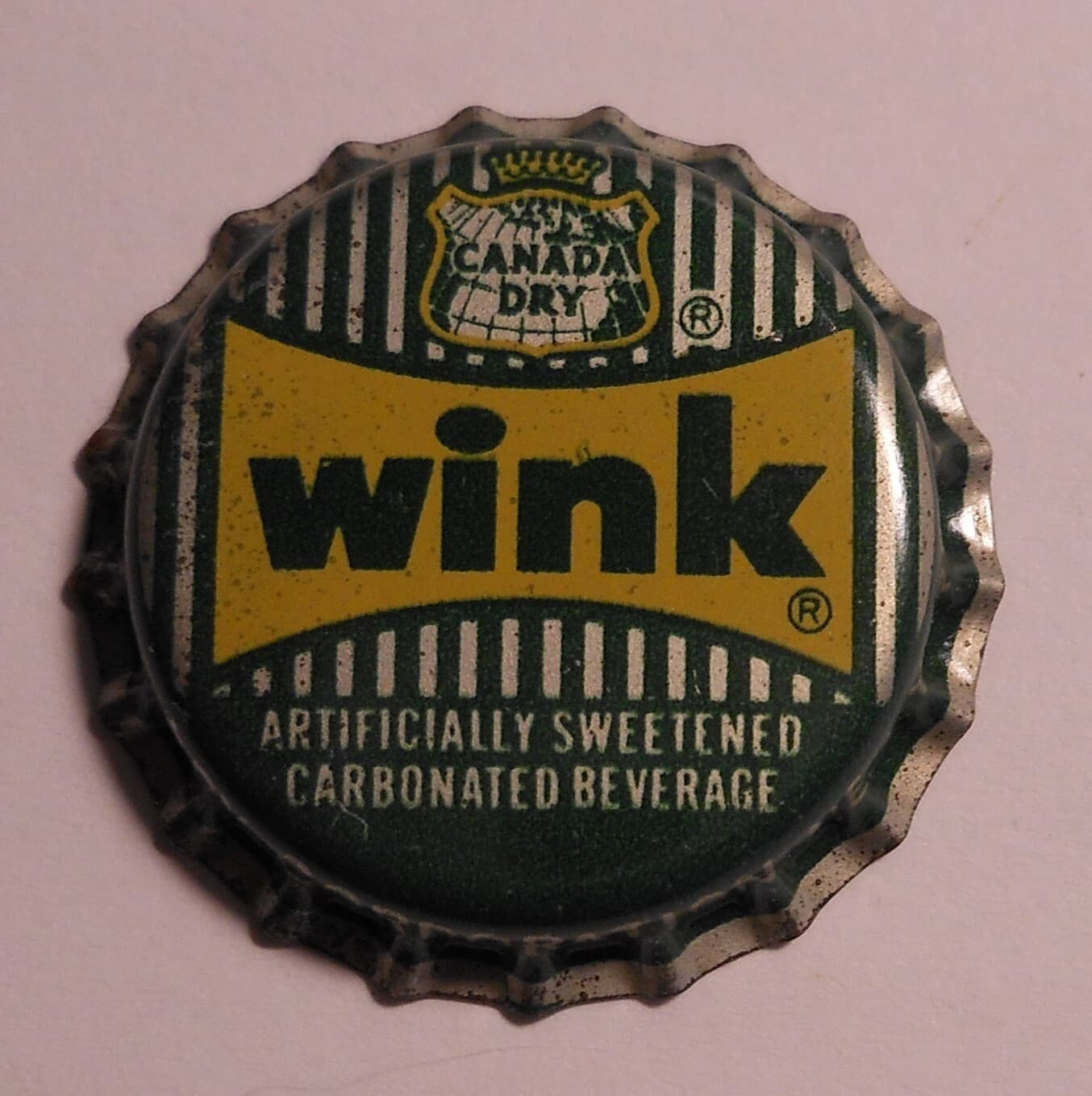 Vintage Wink..plastic..unused..Soda Bottle Cap