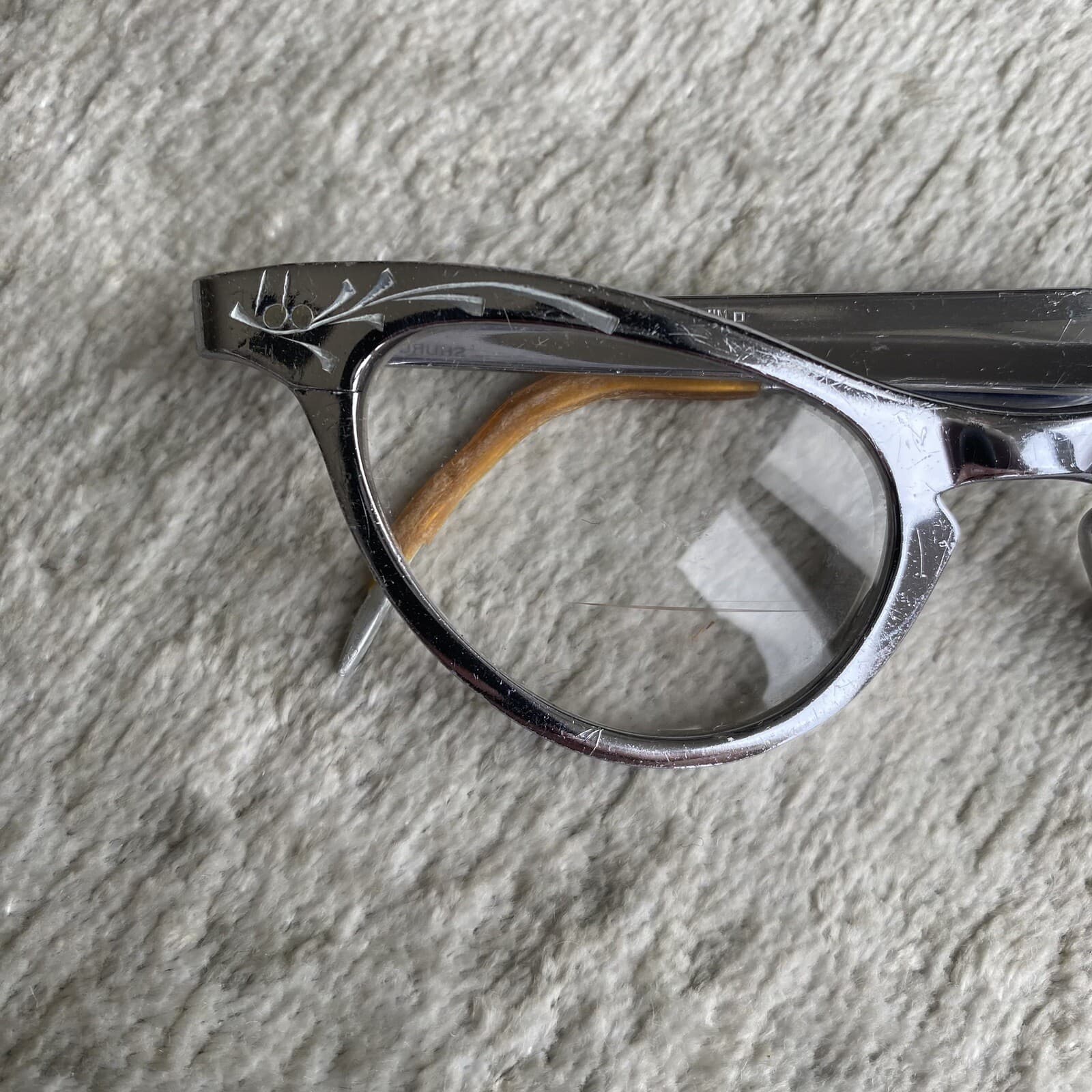 MCM Shuron Vintage Silver Tone Aluminum Eyeglasses Frames 44 20 - 4 1/4-5 1/2 3