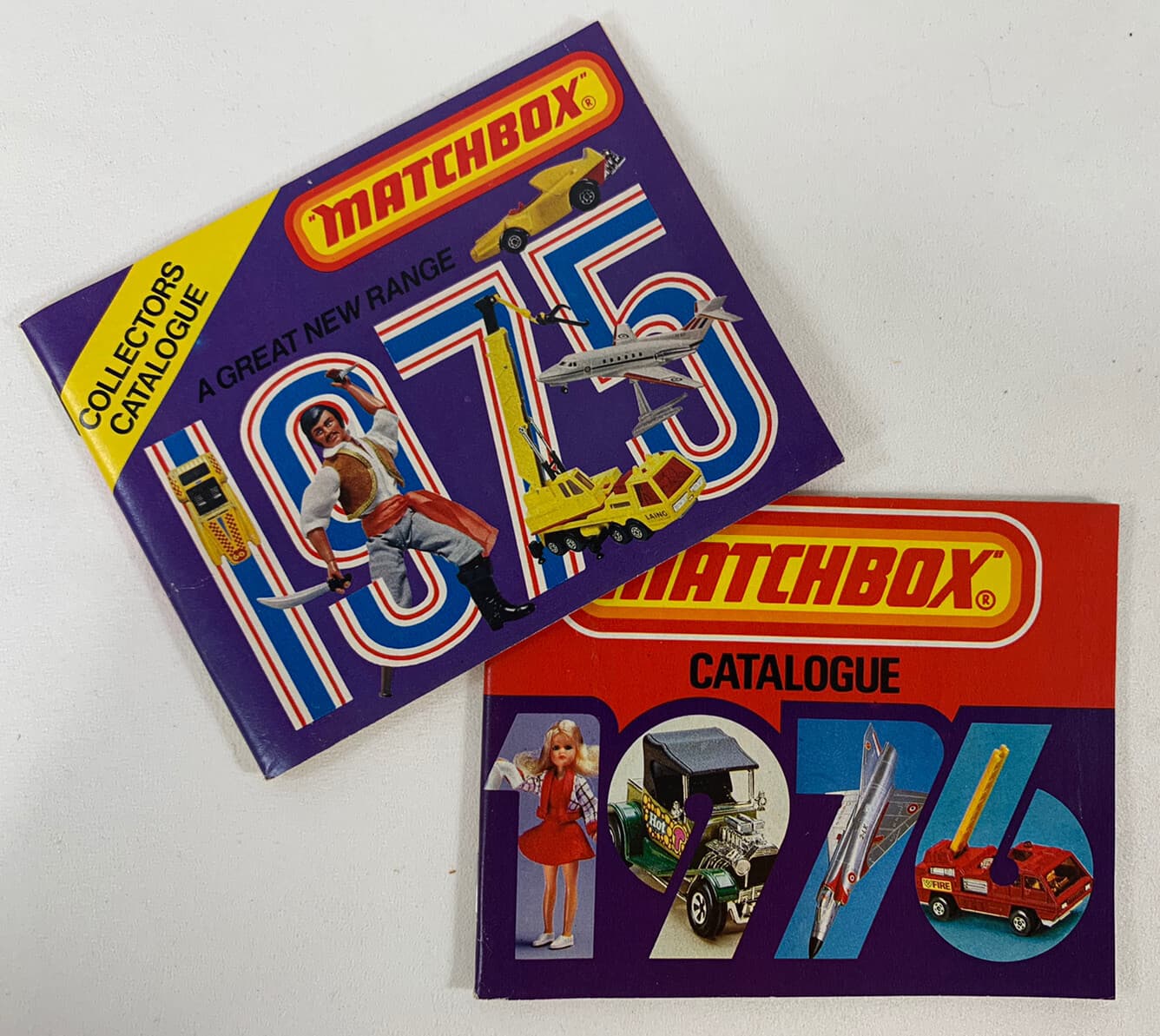 2 Matchbox Collector's Catalogs 1975 - 1976  U.S.A. Editions Booklet Catalog 4