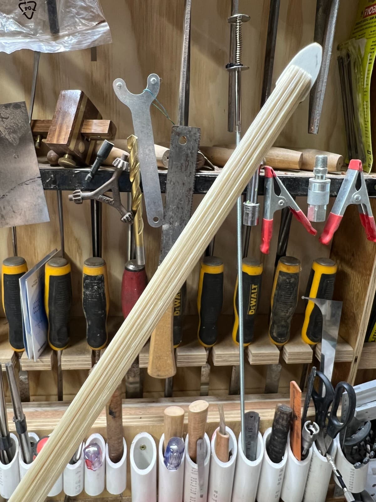 1/4 Size Violin Bow Advanced Wood Warm Tone Natural Horsehair 3