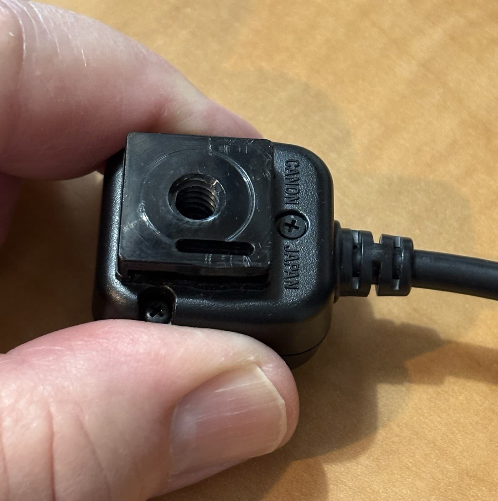 CANON OFF-CAMERA SHOE CORD 2 for EOS Film cameras with any Canon A-TTL Speedlite 4