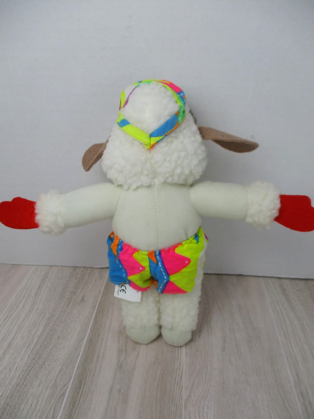 Vintage 1993 Lamb Chop Plush 9” Tall Stuff Animal w/ Visor 90s 6
