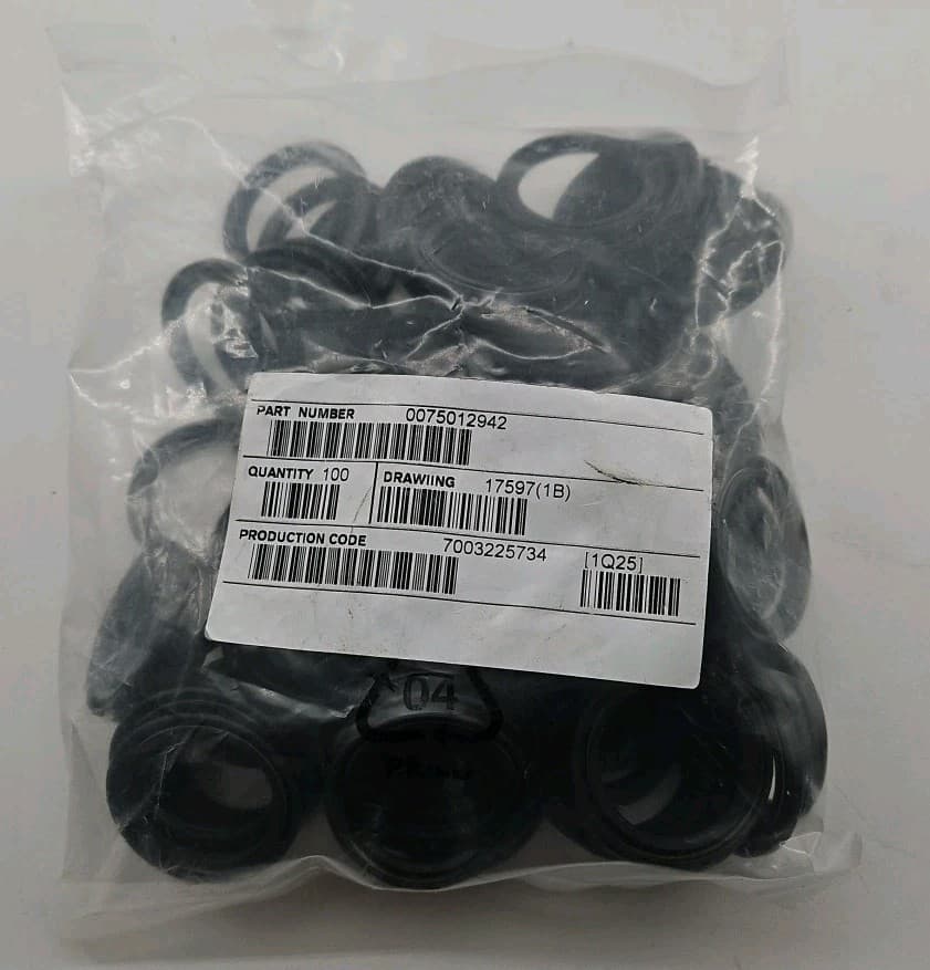 TCM - 32x42x4XTC - Oil Seal - 32mm Shaft Dia - 42mm OD - Bag of 100