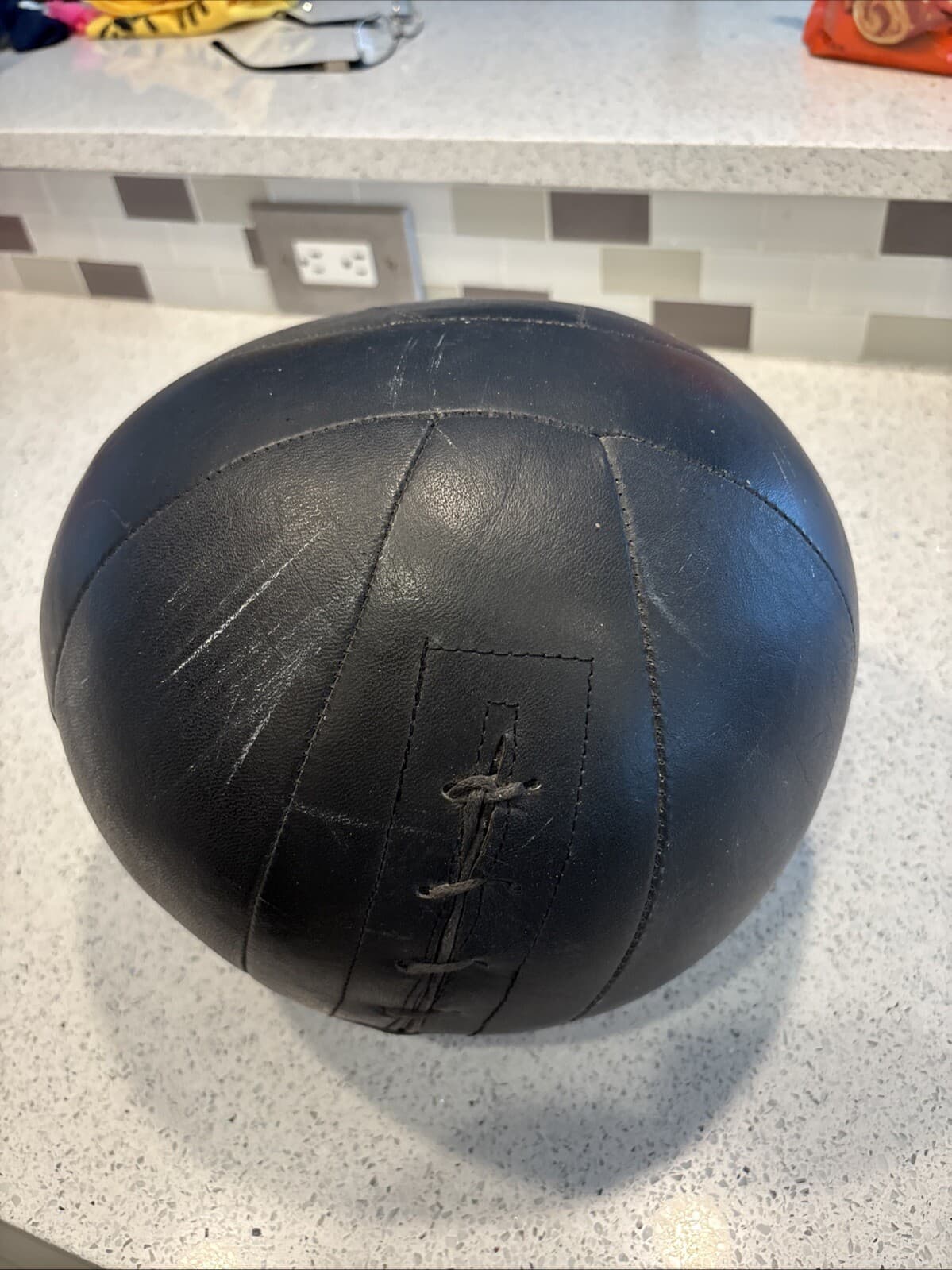 Vintage Everlast Genuine Leather Choice Of Champions Medicine Ball Made In USA 3