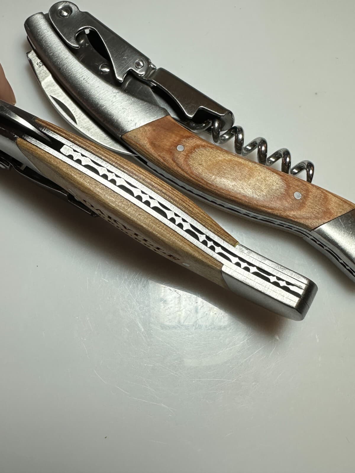 (2) Vinstyle OAKVILLE GROCERY Quality Hefty Waiters Corkscrews Wine Opener 5