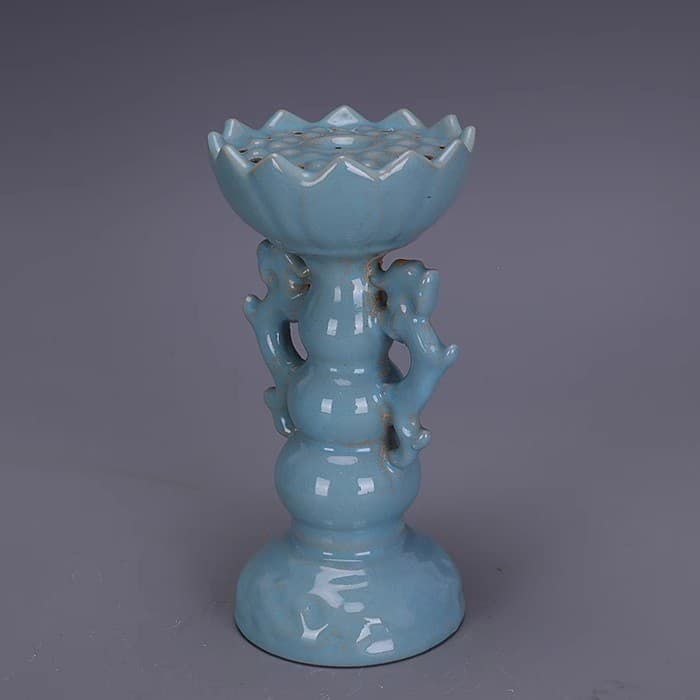 Old Porcelain Song Dynasty Ru Kiln Blue and White Branch Nails Lotus Oil Lamp 2