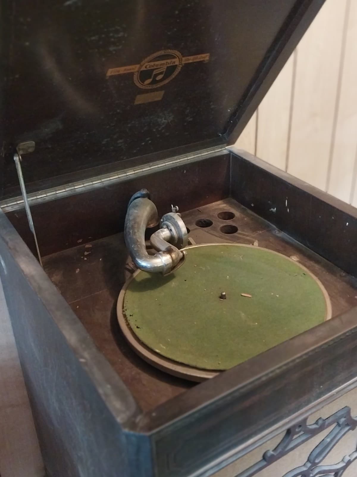 columbia phonograph 2