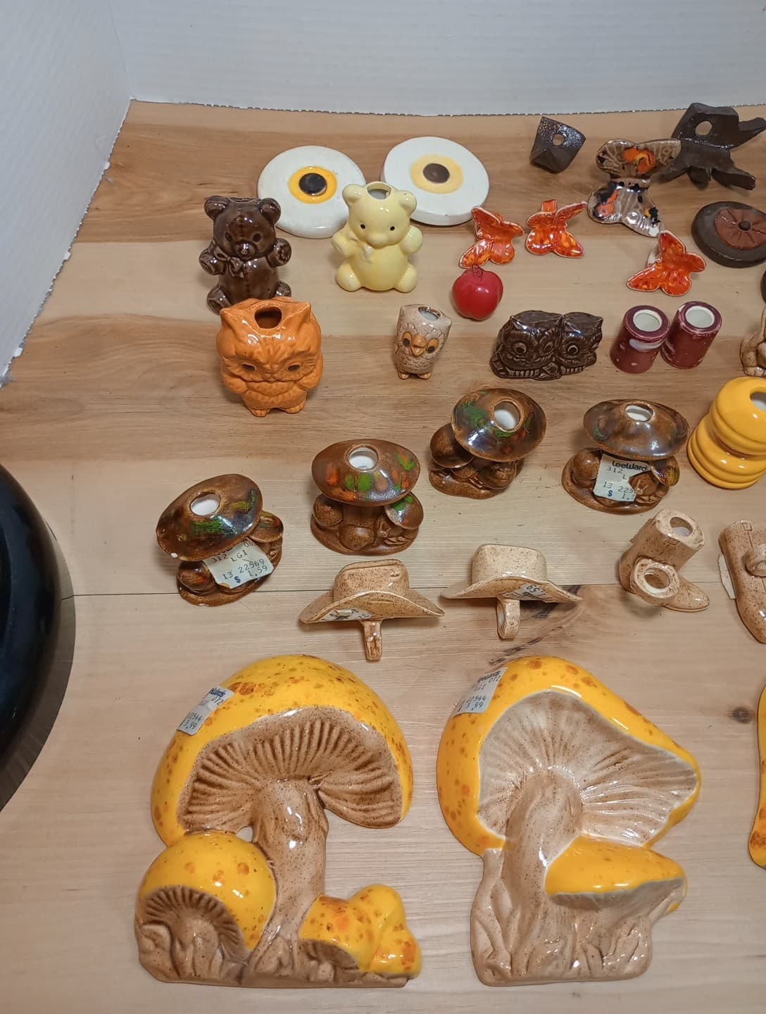 Vtg Macrame Boho Lot Of 1,500 Ceramic Mushrooms Owls Frogs Butterfly Beads Read 3