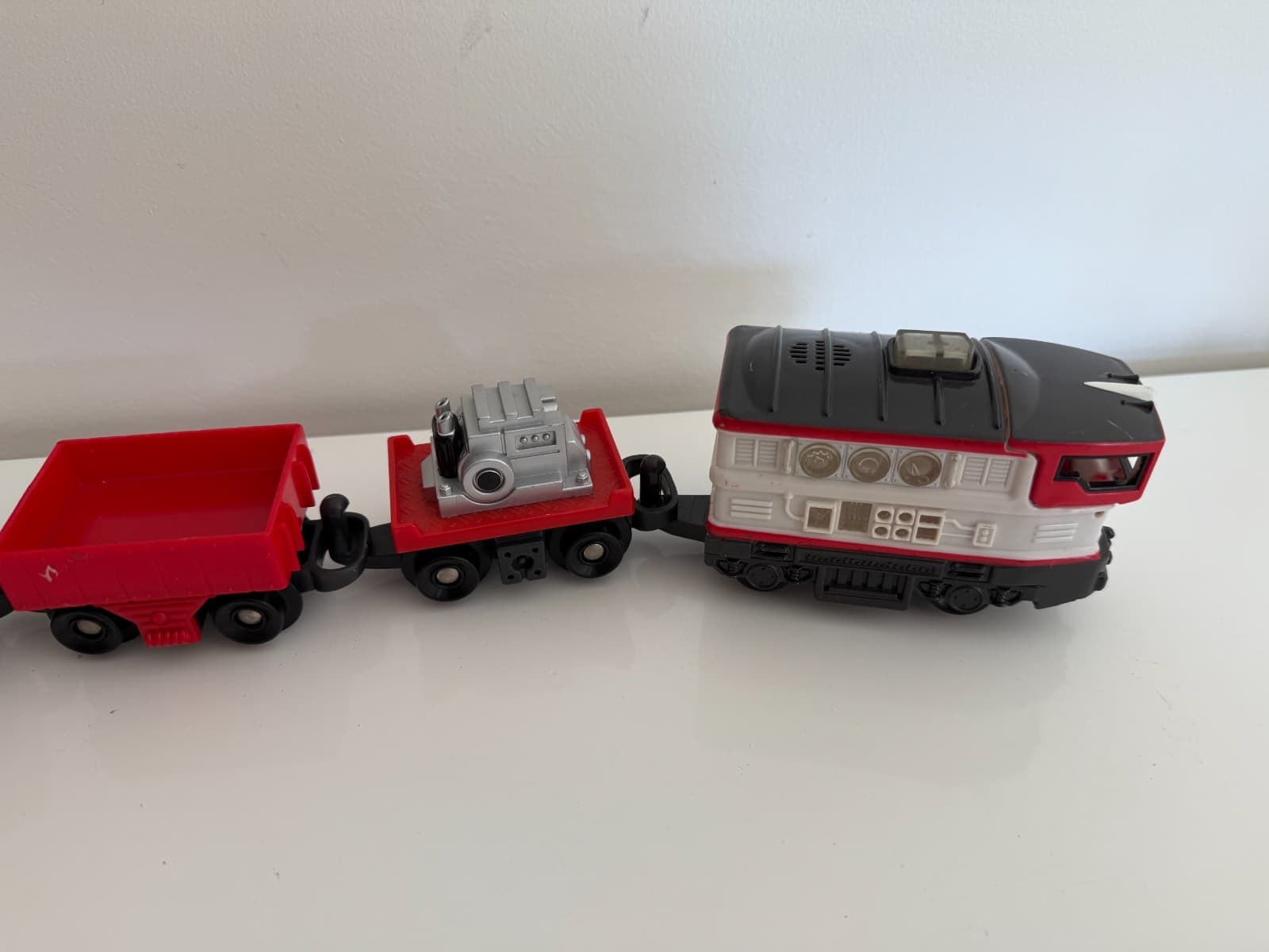 Fisher Price GeoTrax ~ Goggles & Bunsen! Smartest Team Engine cars & figure 6