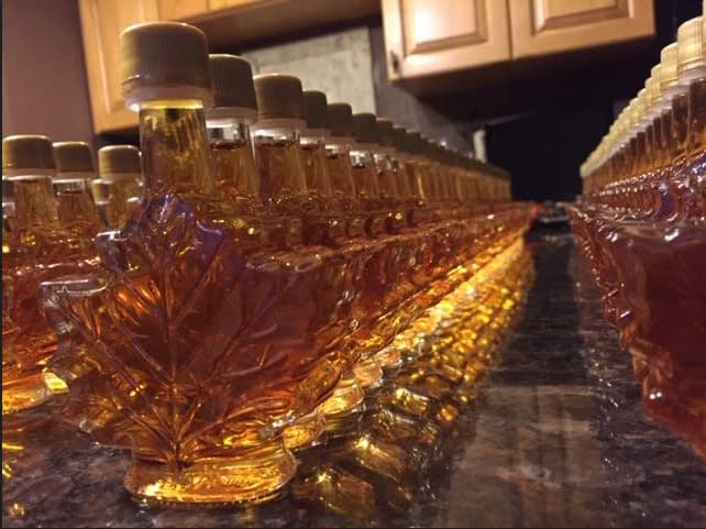 (1) half gallon glass jug of Pure Vt. "Organic" Maple syrup Golden, Amber, Dark 6