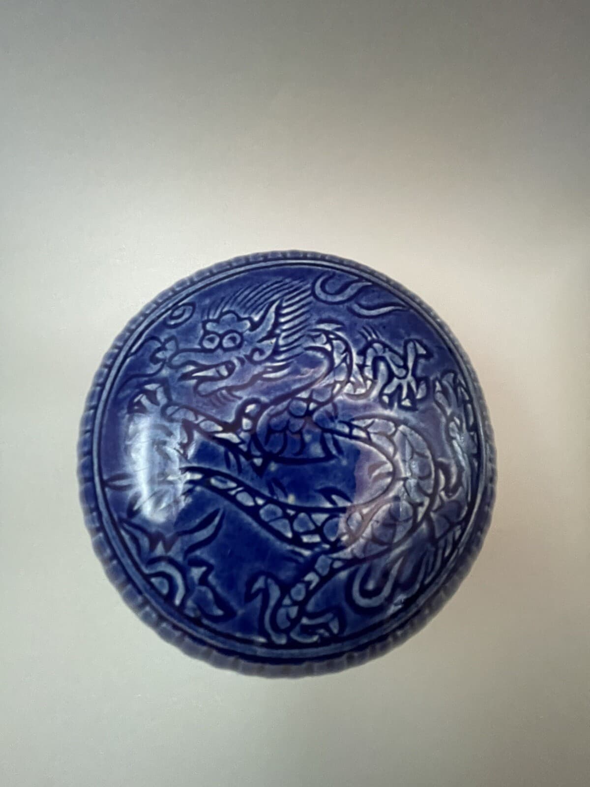 Antique Chinese Qing Dynasty Cobalt Blue Porcelain Box Dragon Relief 18th-19th C 2