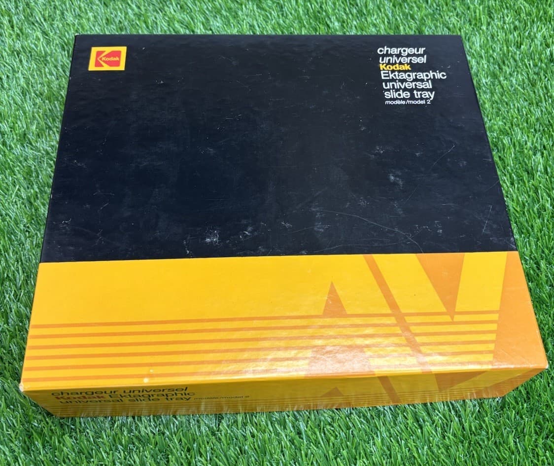 Kodak 80 Slide Ektagraphic Universal Carousel Tray Model 2 CAT 144 3266 VTG