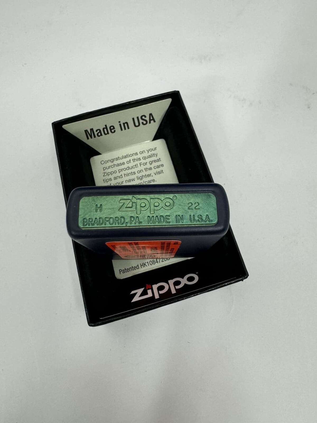 Zippo Americana USA Eagle Flag Pattern Lighter 48189 - Red White Blue - New 4