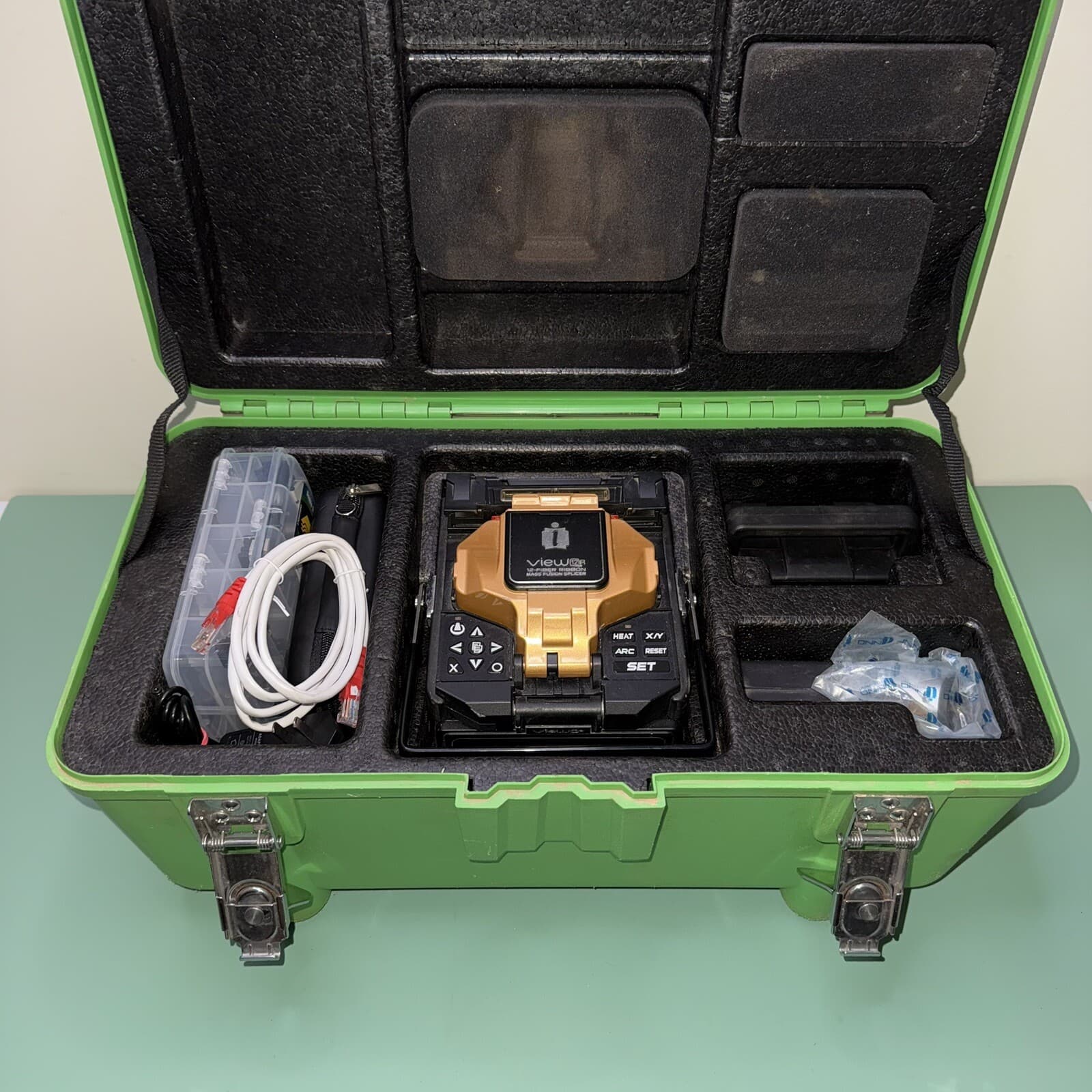 Inno View 12R Mass Fusion Splicer Complete Kit