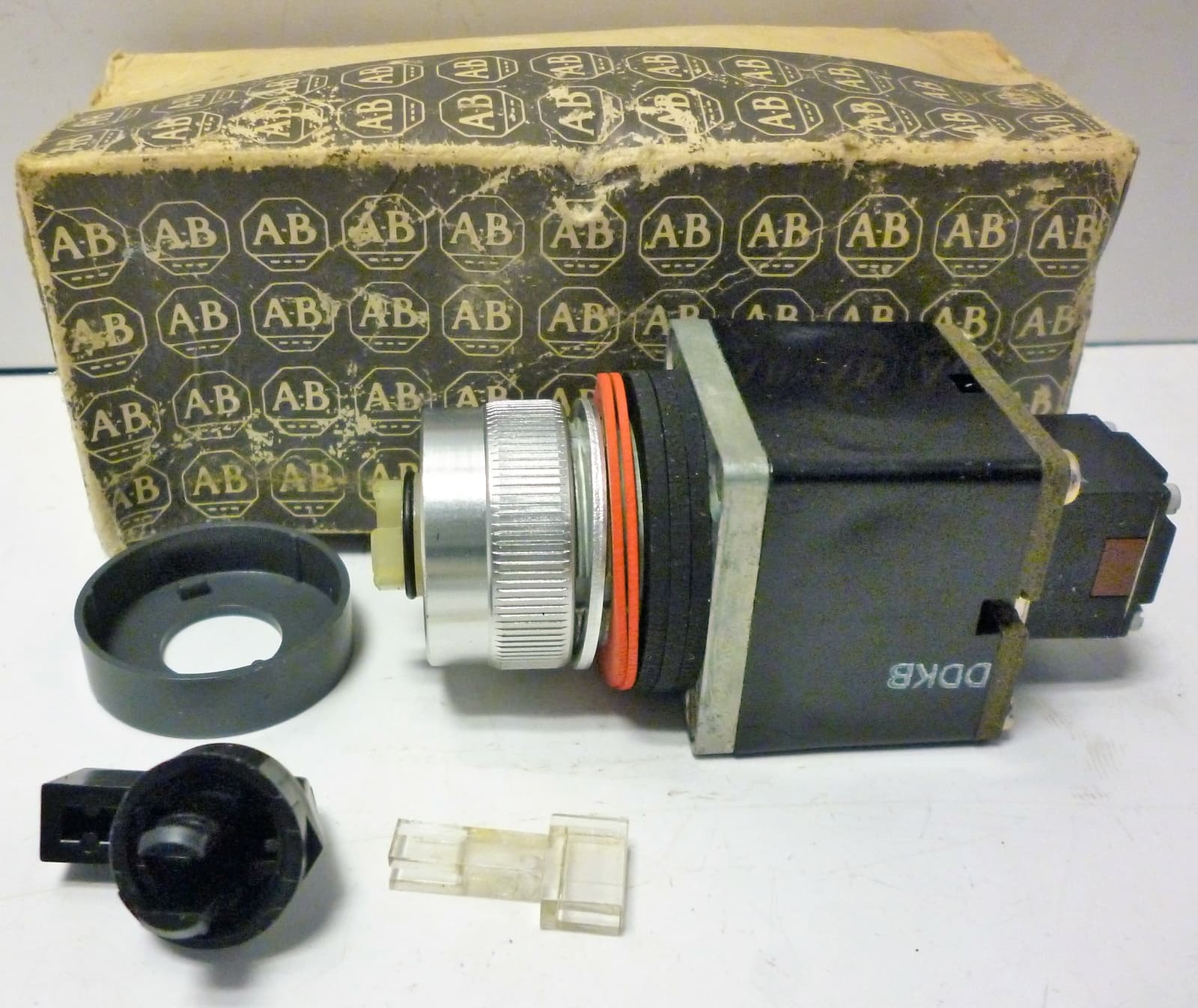 Allen-Bradley 800MR-U37H Potentiometer