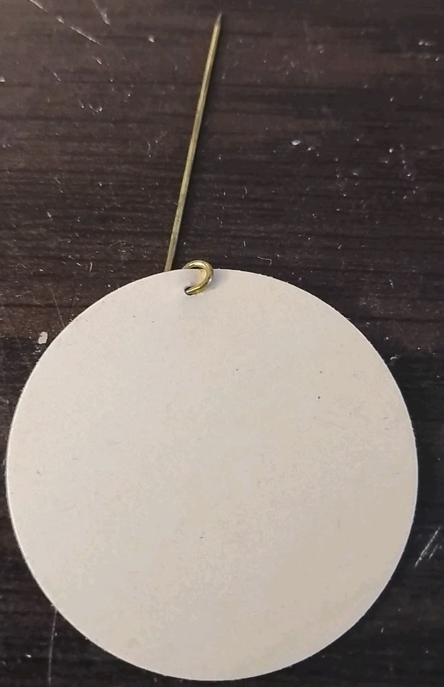 Vintage 1970s SwissAir Airlines DO NOT DISTURB Round Red Button Token Sticker 2