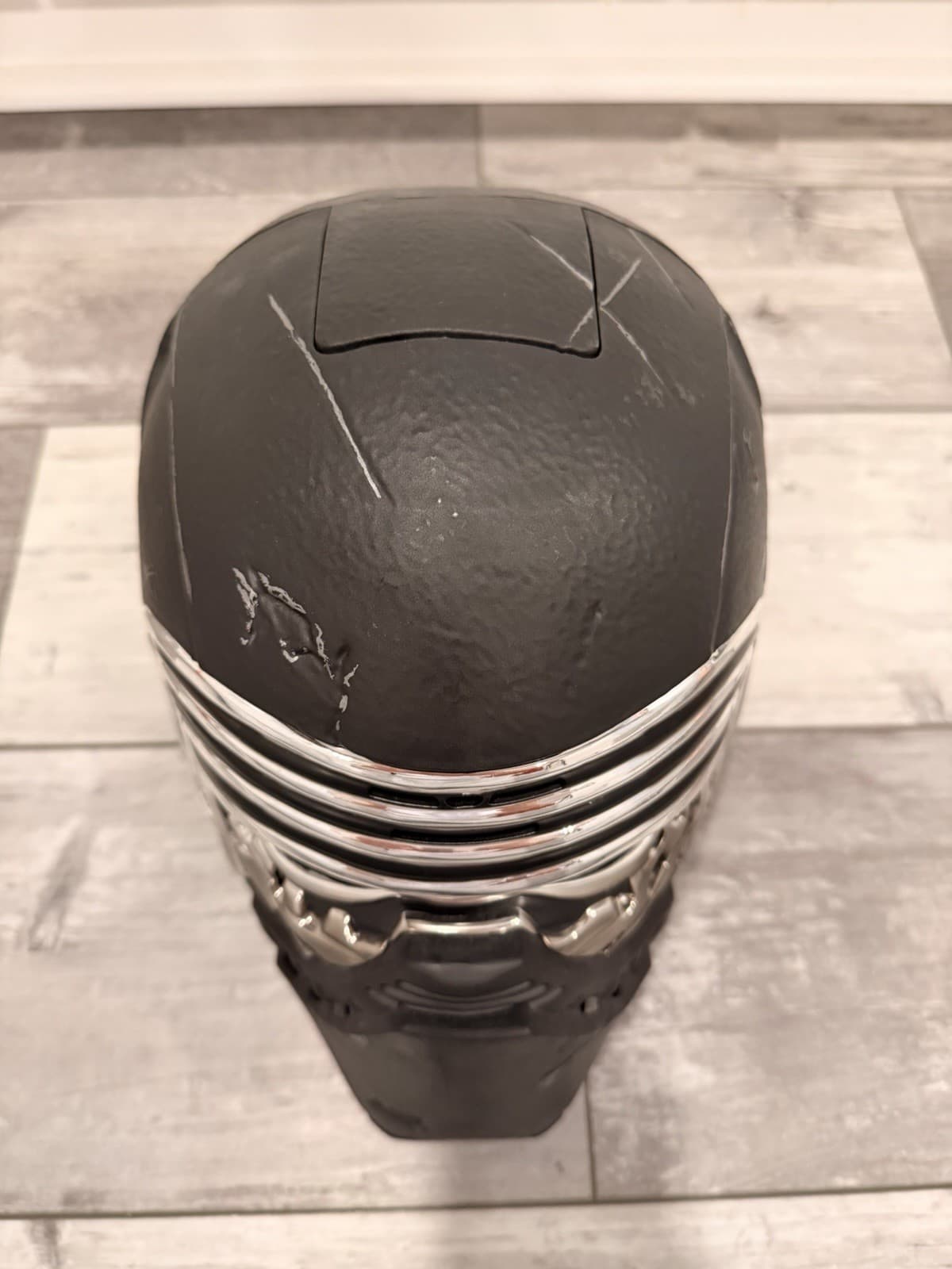 Hasbro Star Wars The Black Series Kylo Ren Voice Changing Helmet 5
