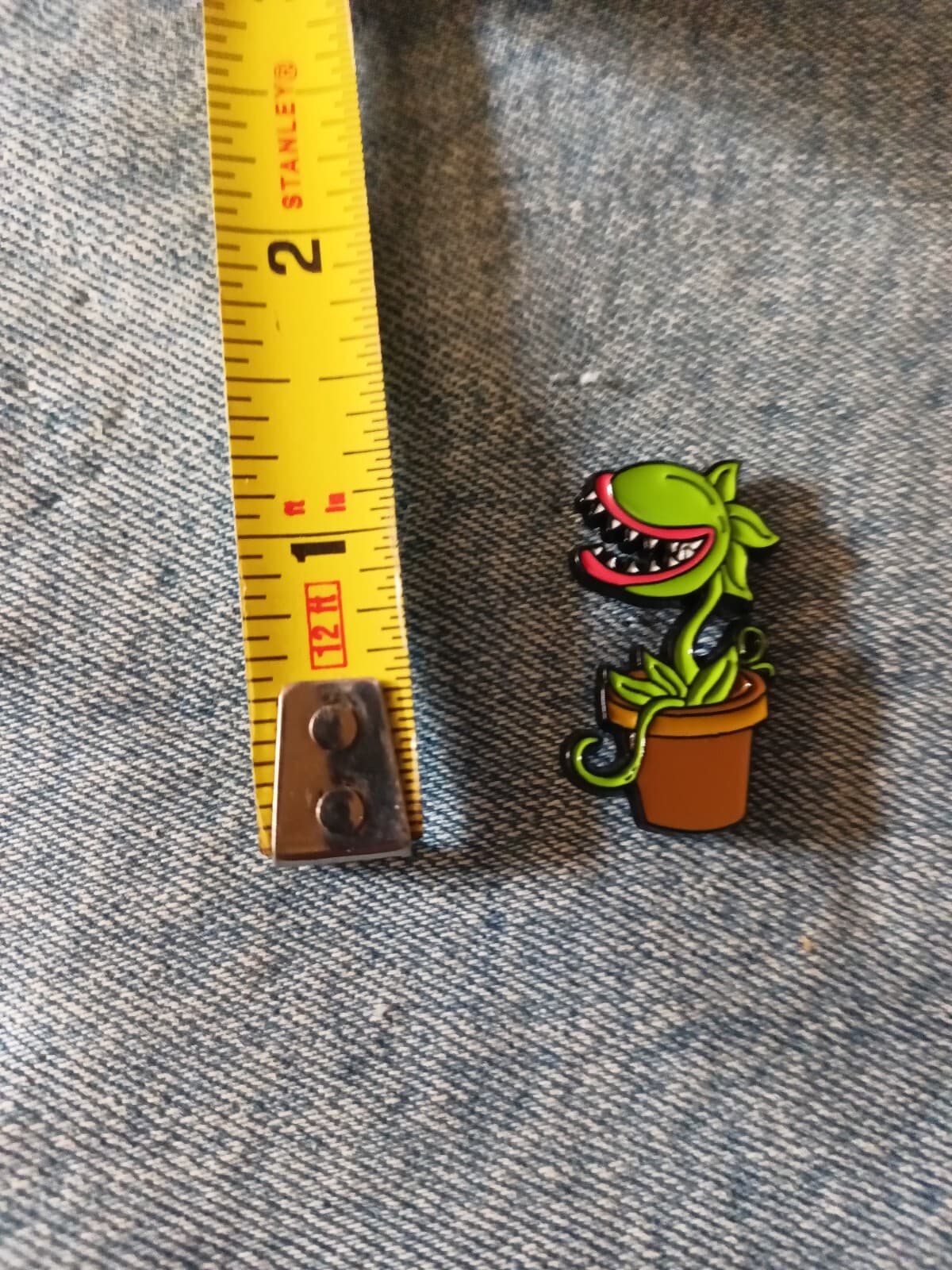 PIRANHA PLANT- ENAMEL PIN-UNBRANDED-SHIP ALL YOU BUY FOR $4.99-VISIT OUR STORE 2