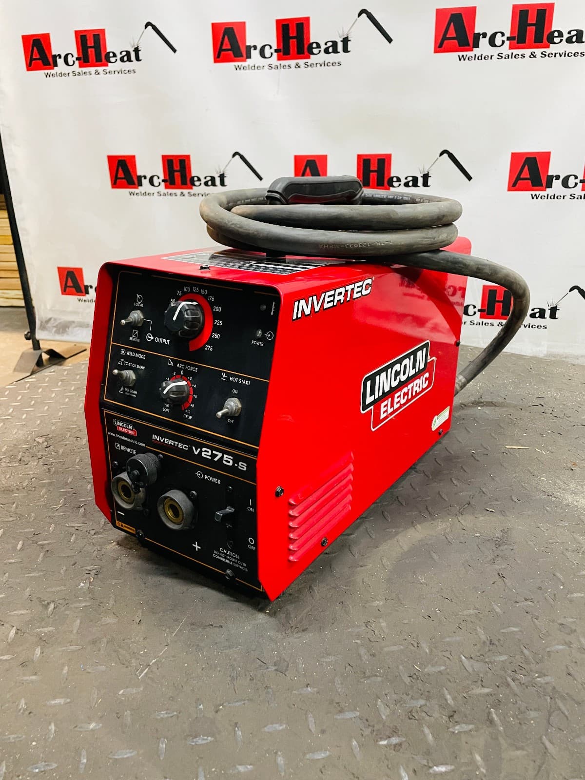 Lincoln Electric Invertec V275-S Welder