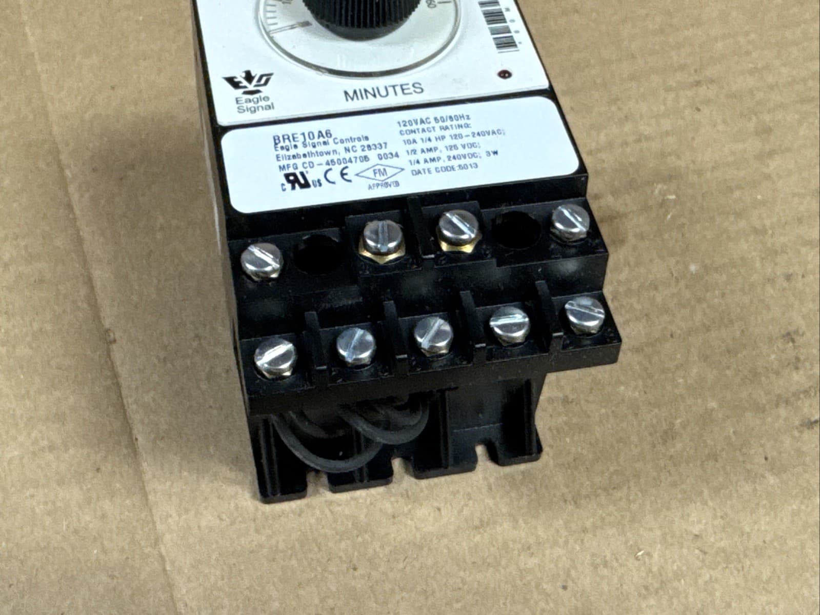 NEW Eagle Signal BRE10A6 Electronic Timer 60 Minute 120V-240V FAST SHIPPING 4