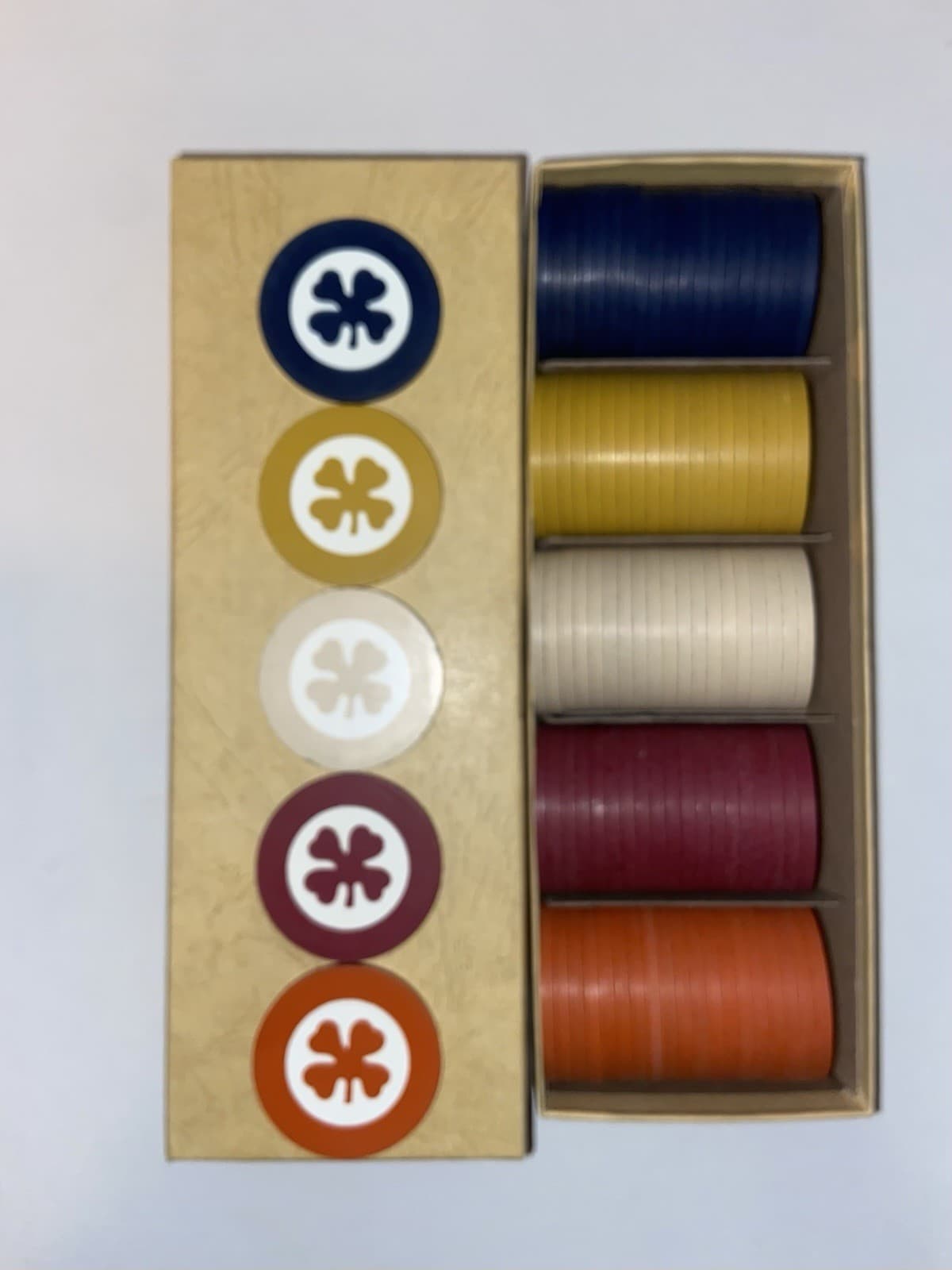 1905 Inlaid Shamrock Poker Chips.  Set Of 100.  Mint Condition. 5