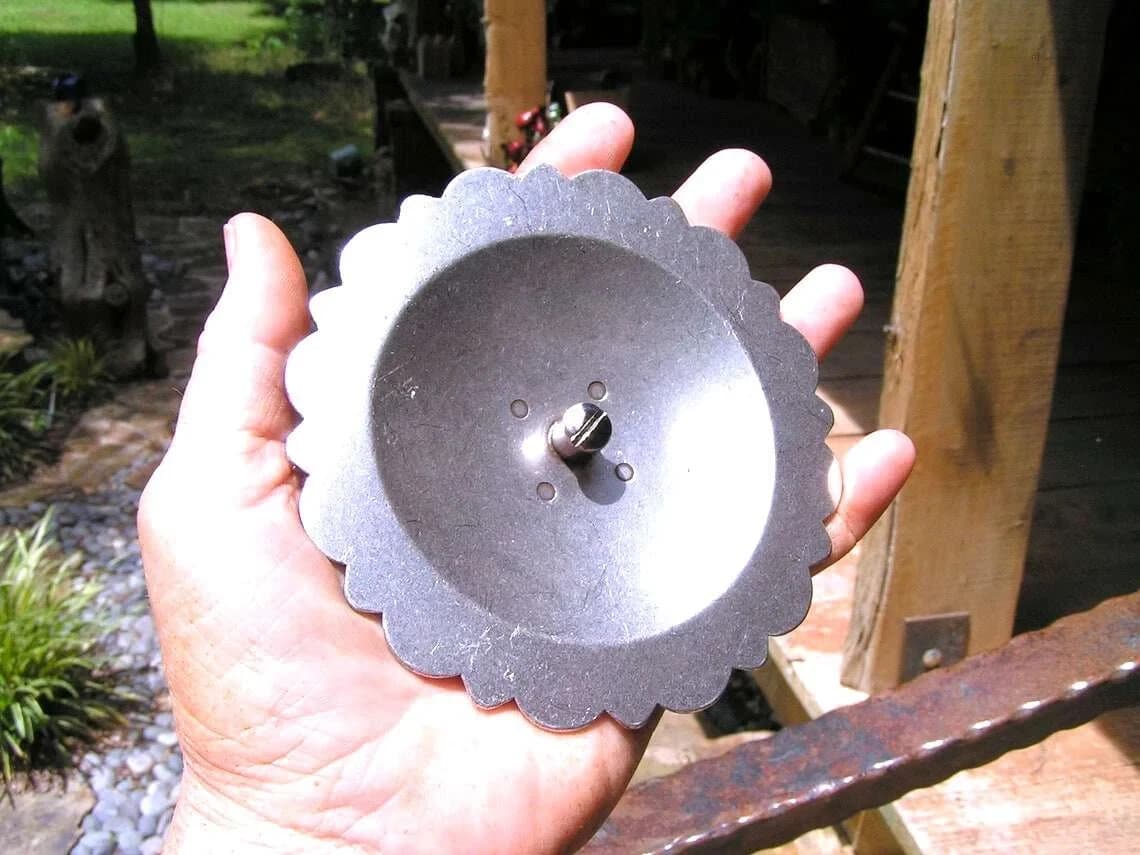 XL western star concho, silver tone etched finish, gold star & berry, 4 1/2 inch 4