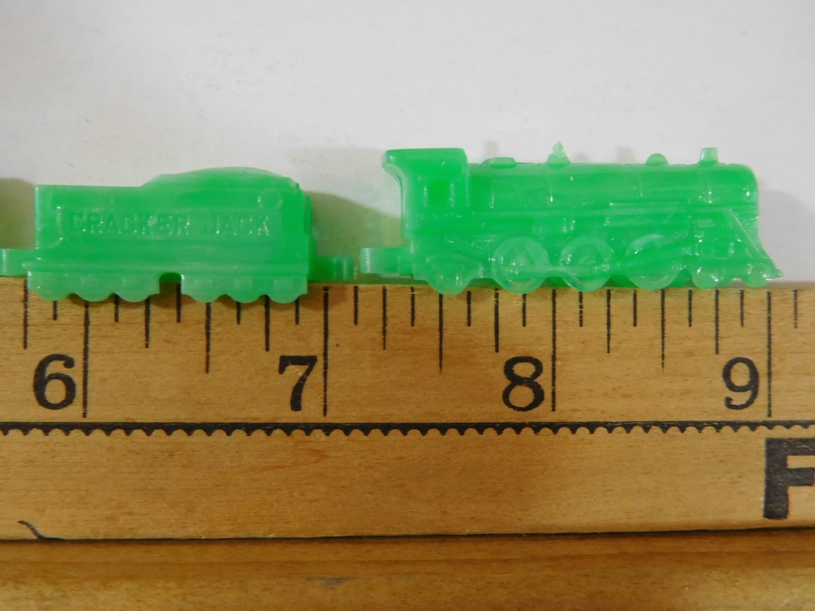 Cracker Jack Train Green 5 pcs 1960's $66 value 2