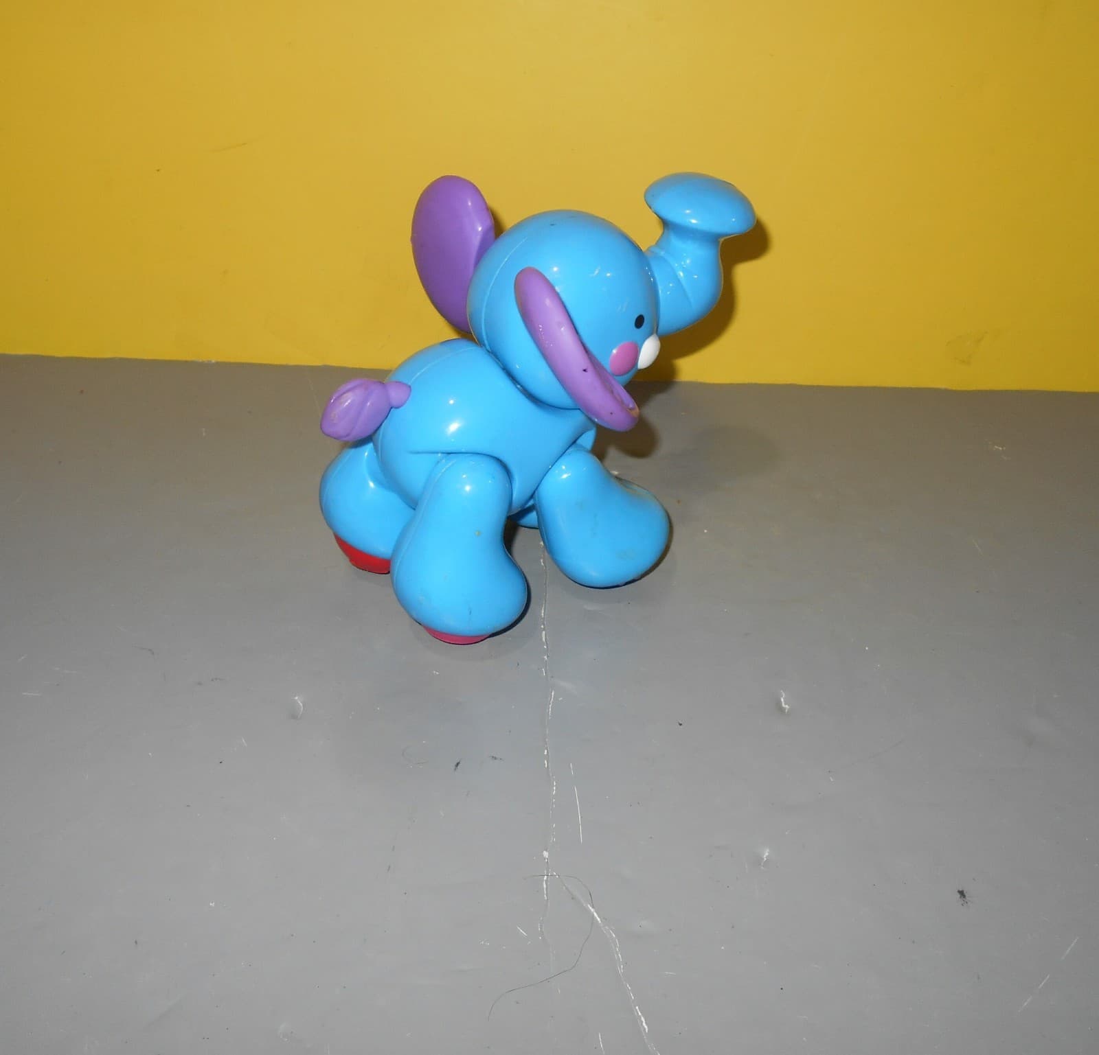 Fisher Price Amazing Animals Replacement Elephant Toy Figure for Sing & Go Train 3