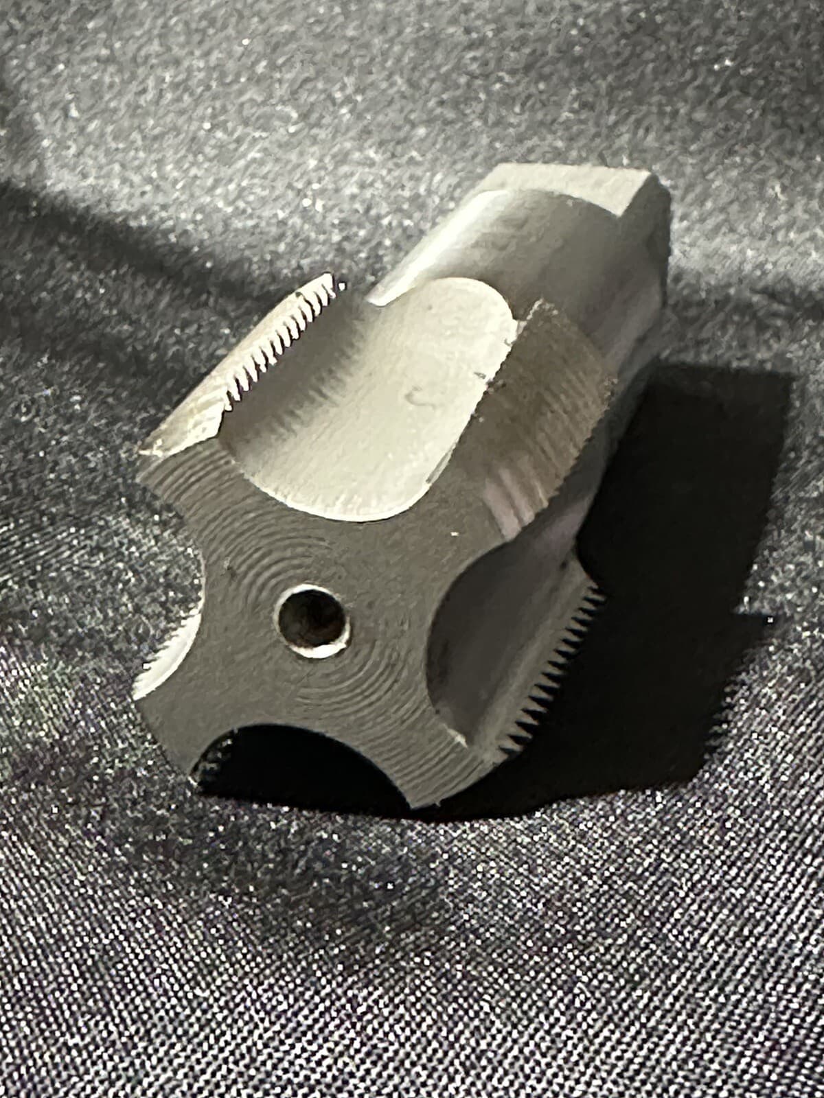 Pipe Tap, 1"-11.5, NPTF Taper, 4 Flutes, Uncoated, HSS, OAL 4-1/4" 4