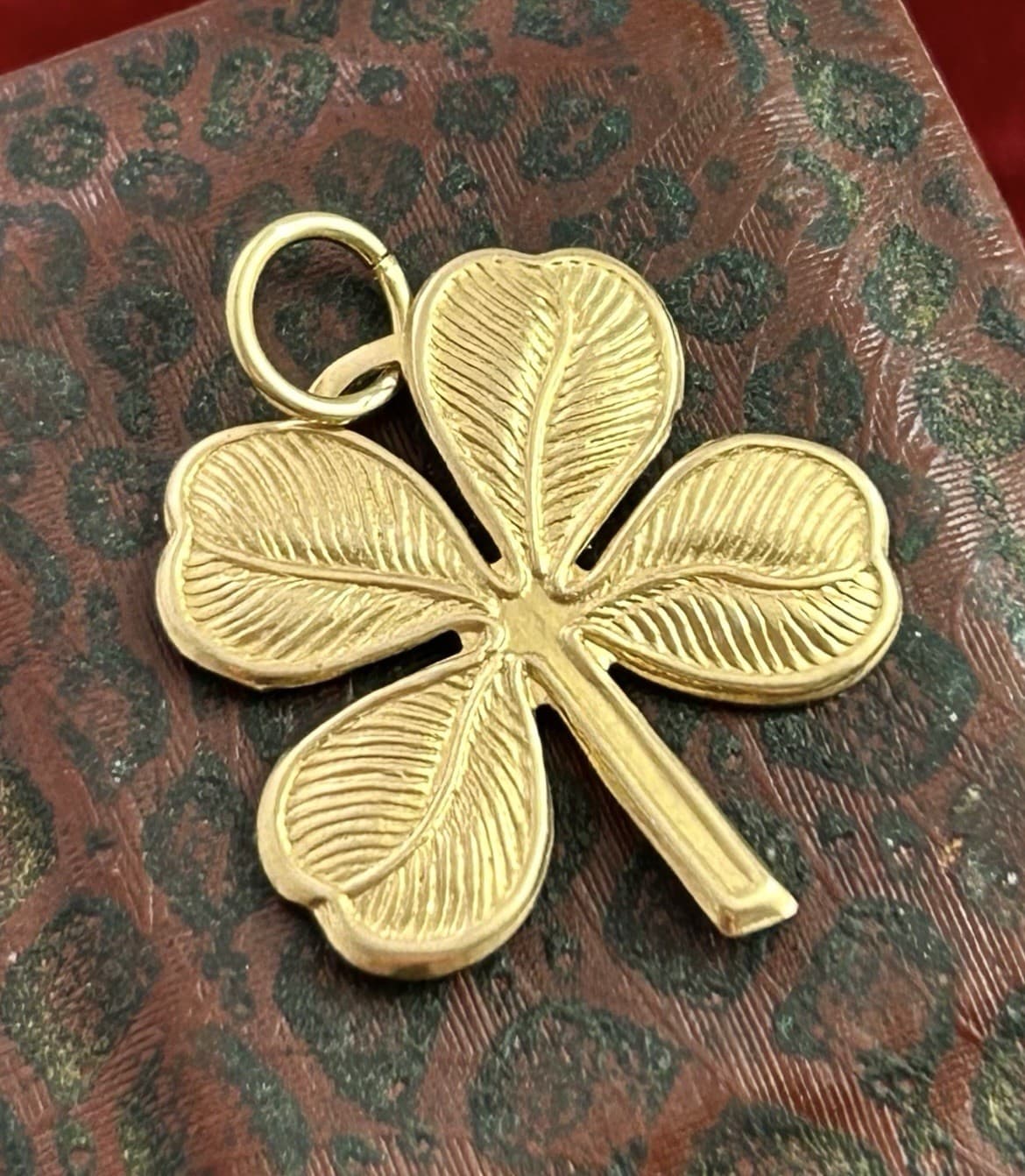 Vintage Lucky Charm Pendant Four Leaf Clover Brass Metal Jewelry Shamrock 5