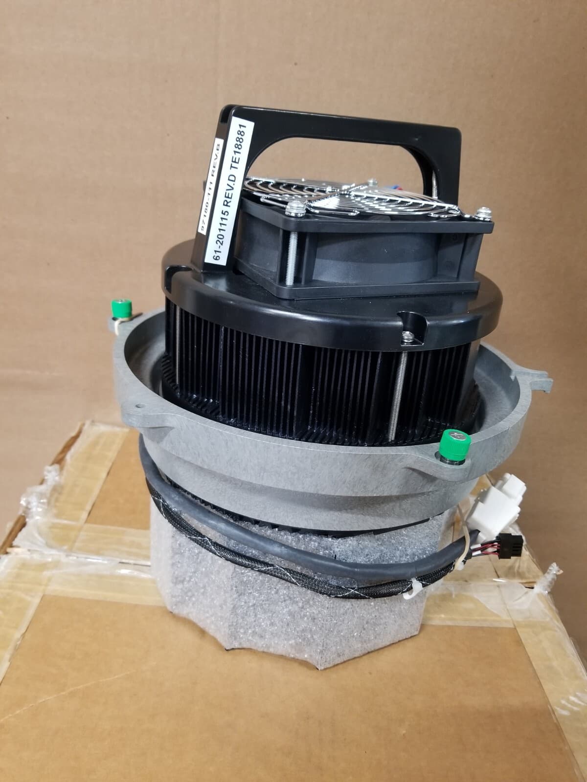 Abbott Reagent Cooler Assembly 7-97180-04 Lab Chiller Motor NEW 4